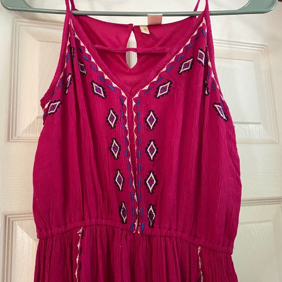 Gorgeous Pink Maxi Dress - Picture 3 of 3